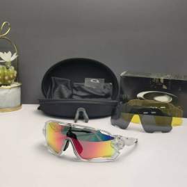 Picture of Oakley Sunglasses _SKUfw66124565fw